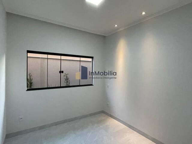 Casa para Venda em Goiânia - 4