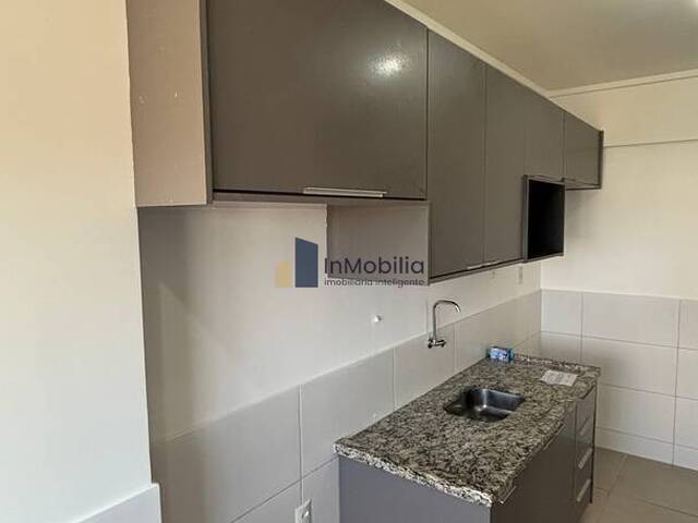#20 - Apartamento para Locação em Goiânia - GO - 2