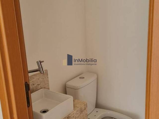 Casa para Venda em Goiânia - 4