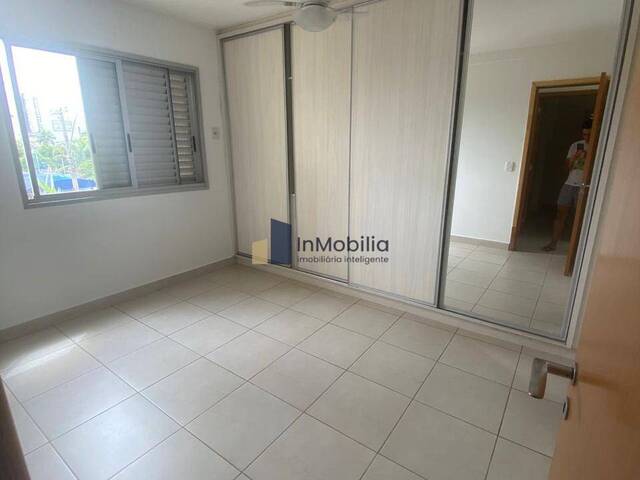 #27 - Apartamento para Venda em Goiânia - GO
