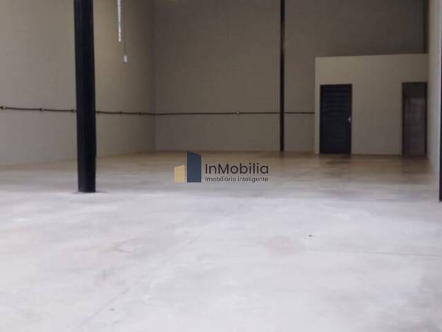 Sala para Venda em Goiânia - 4