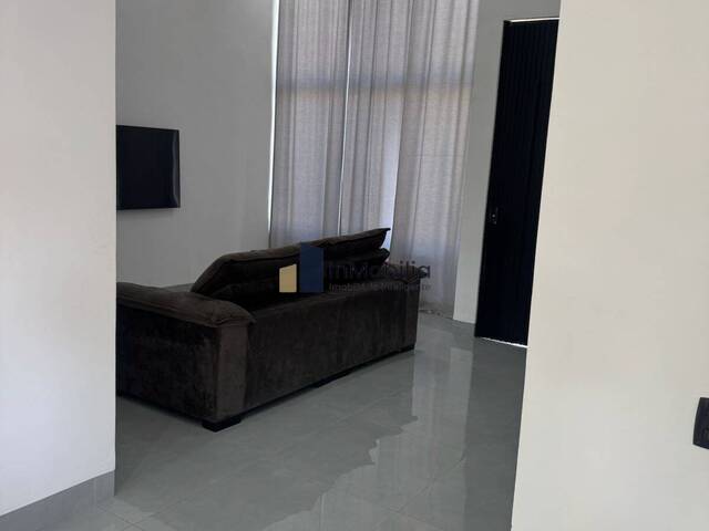 #38 - Casa para Venda em Senador Canedo - GO - 3