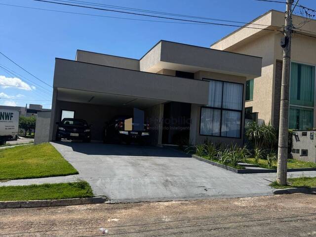Venda em Jardins Veneza - Senador Canedo