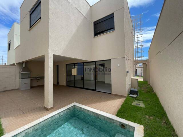 #63 - Casa para Venda em Aparecida de Goiânia - GO