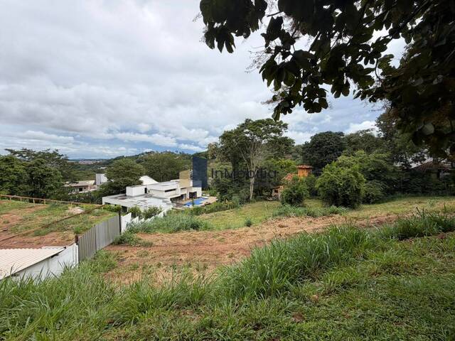Área para Venda em Goiânia - 3