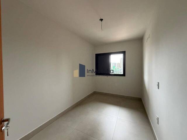 Apartamento para Venda em Goiânia - 4