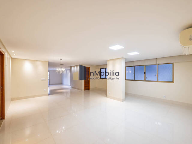#100 - Apartamento para Venda em Goiânia - GO