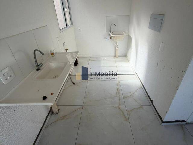 #137 - Apartamento para Venda em Goiânia - GO