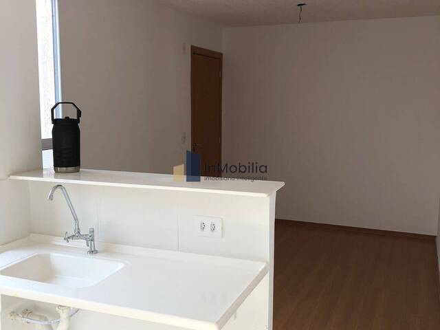 Apartamento para Locação em Goiânia - 4