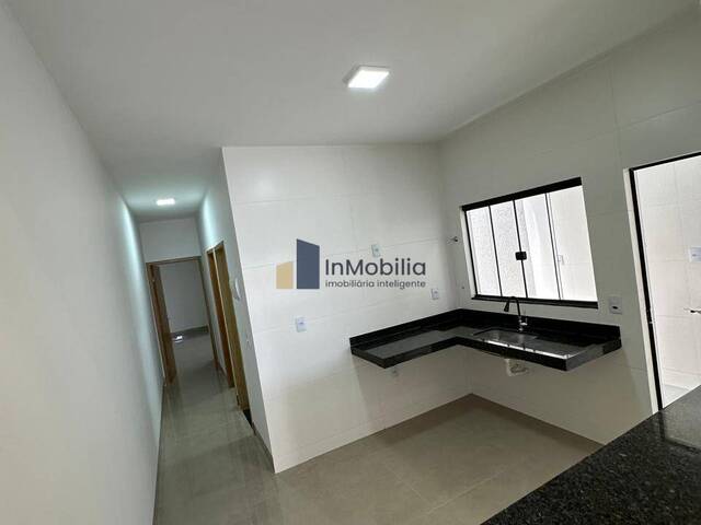 Casa para Venda em Goiânia - 4