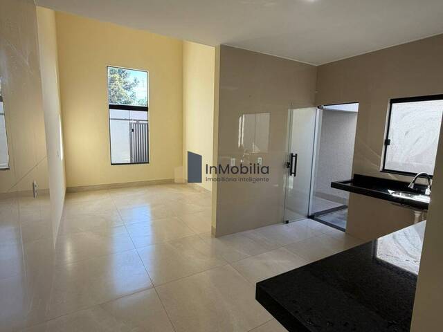Casa para Venda em Aparecida de Goiânia - 5