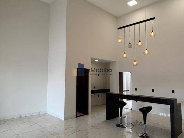 Casa para Venda em Goiânia - 4