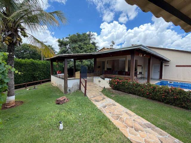 #179 - Casa em condomínio para Venda em Hidrolândia - GO - 2