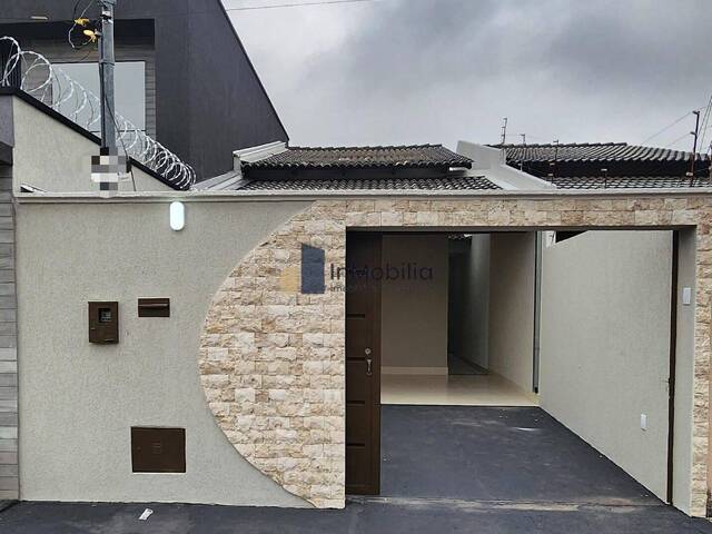 #180 - Casa para Venda em Goiânia - GO - 1