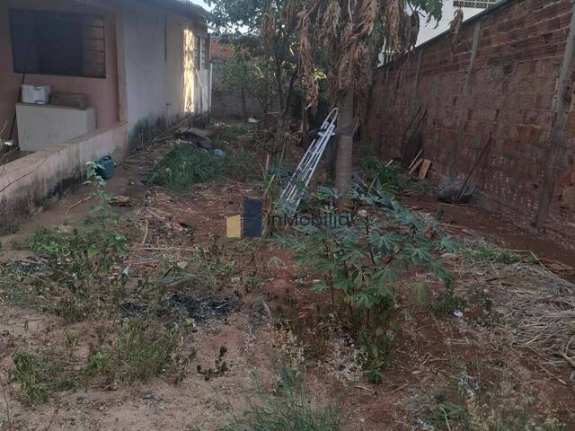 #196 - Casa para Venda em Goiânia - GO - 2