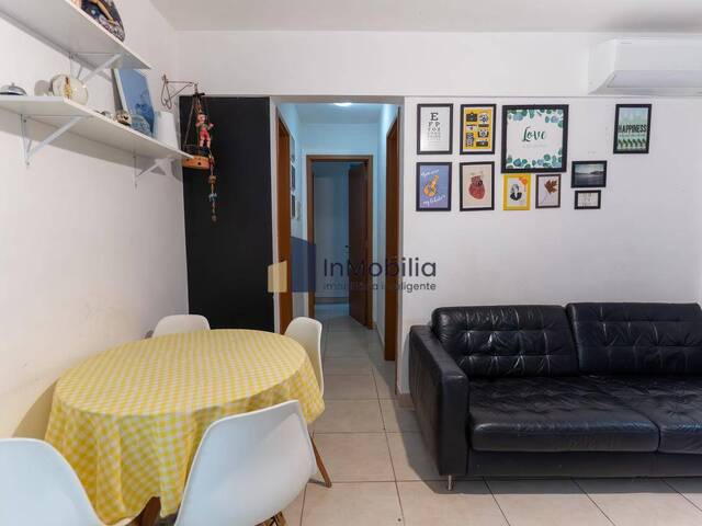 #202 - Apartamento para Venda em Goiânia - GO - 2