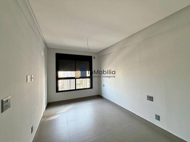Apartamento para Venda em Goiânia - 4