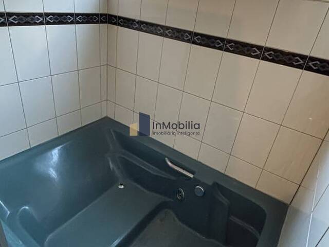Apartamento para Locação em Goiânia - 2