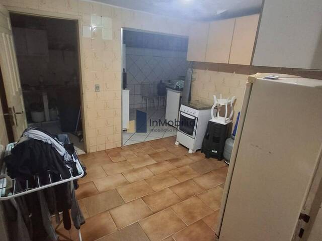Sobrado para Venda em Goiânia - 5