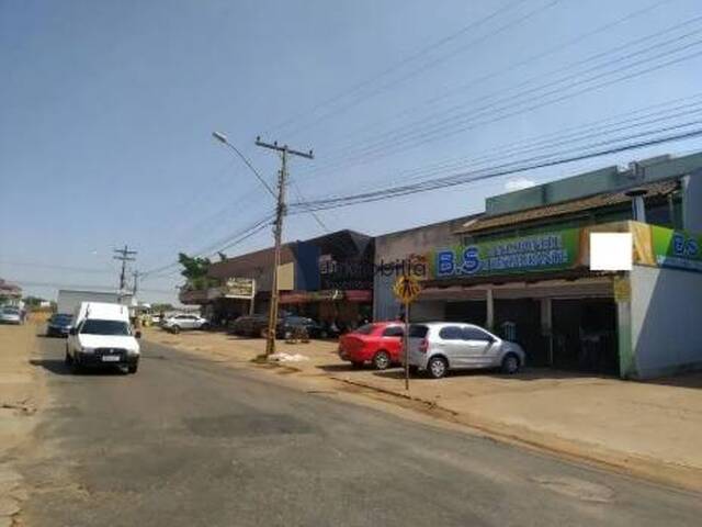 Sala para Venda em Goiânia - 3