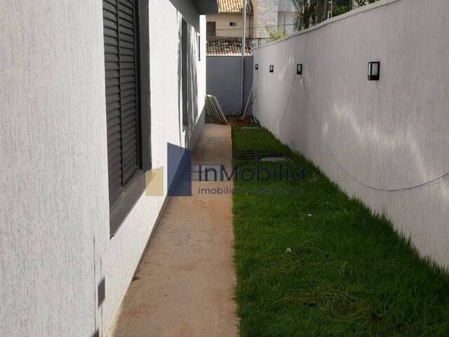 Casa para Venda em Goiânia - 5