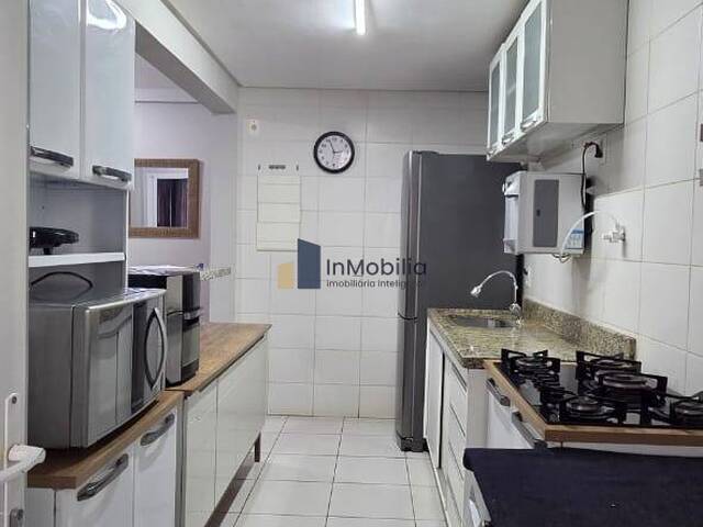 Apartamento para Locação em Goiânia - 2