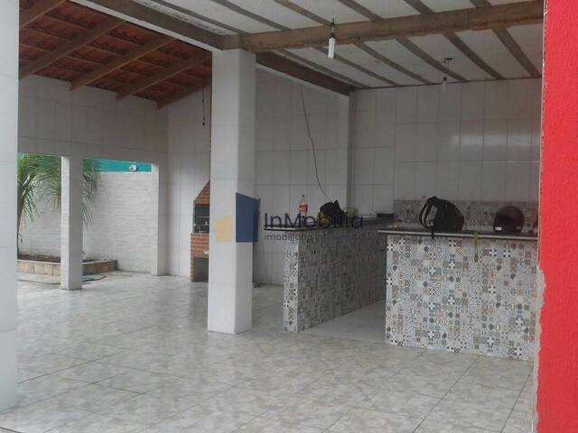 Casa para Venda em Goiânia - 3