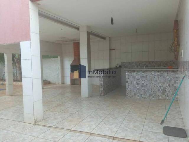 Casa para Venda em Goiânia - 5