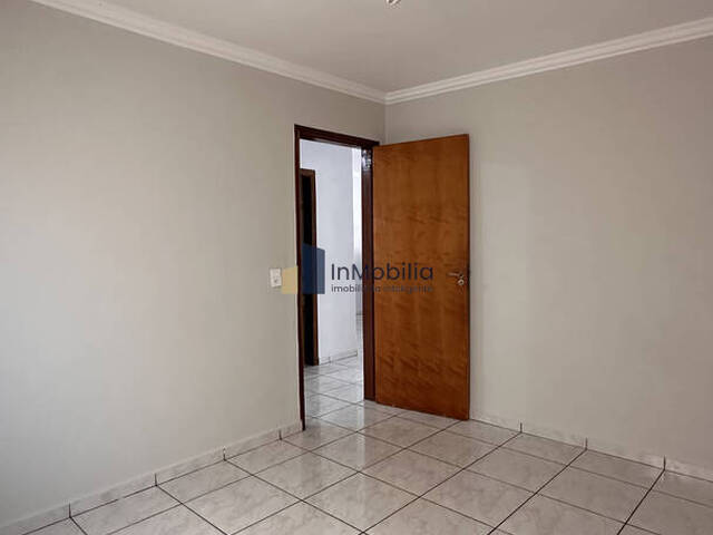 Casa para Locação em Goiânia - 5