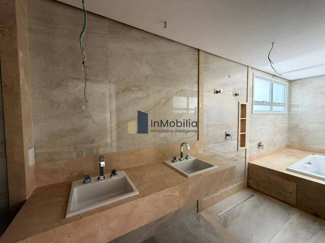 Apartamento para Venda em Goiânia - 3