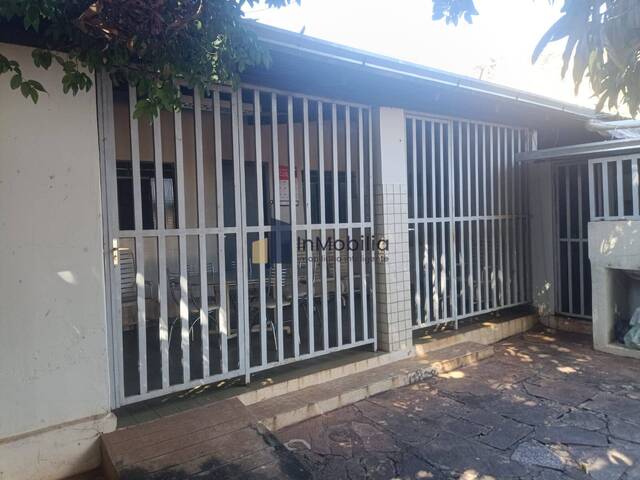 Casa para Venda em Goiânia - 3