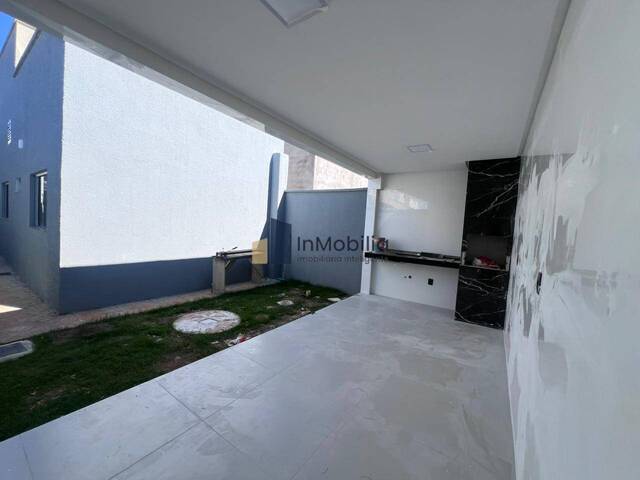 Casa para Venda em Aparecida de Goiânia - 2