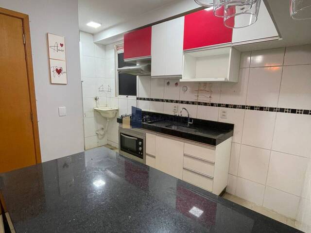Apartamento para Locação em Goiânia - 2