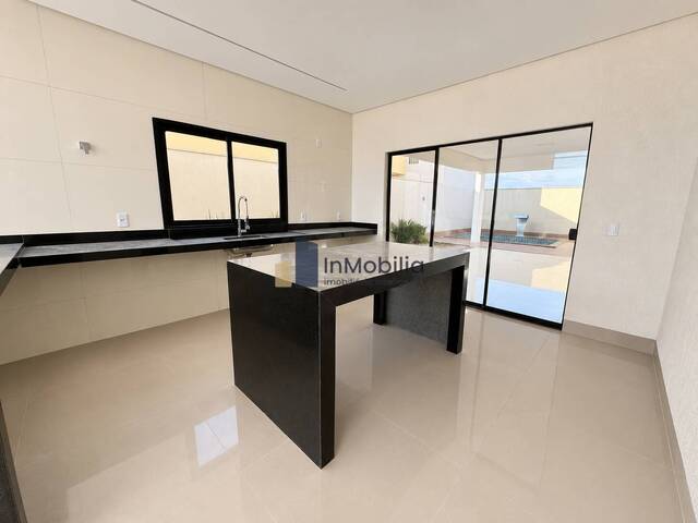 Casa para Venda em Trindade - 2