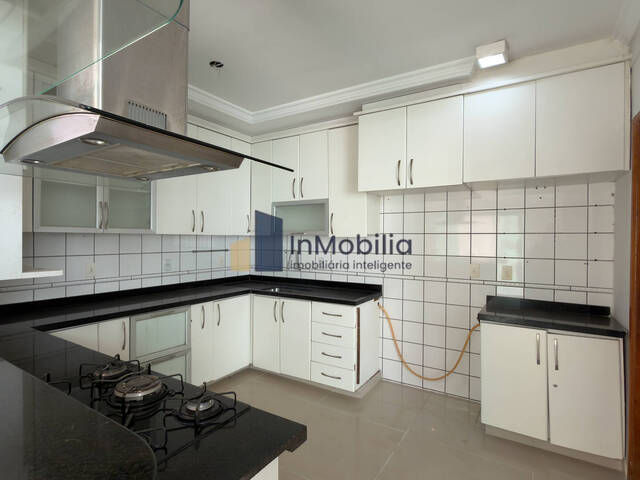 Casa para Venda em Goiânia - 4