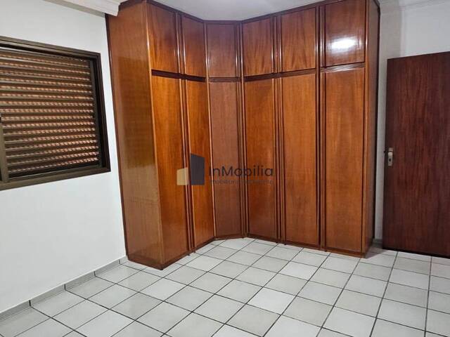 Casa para Venda em Goiânia - 5